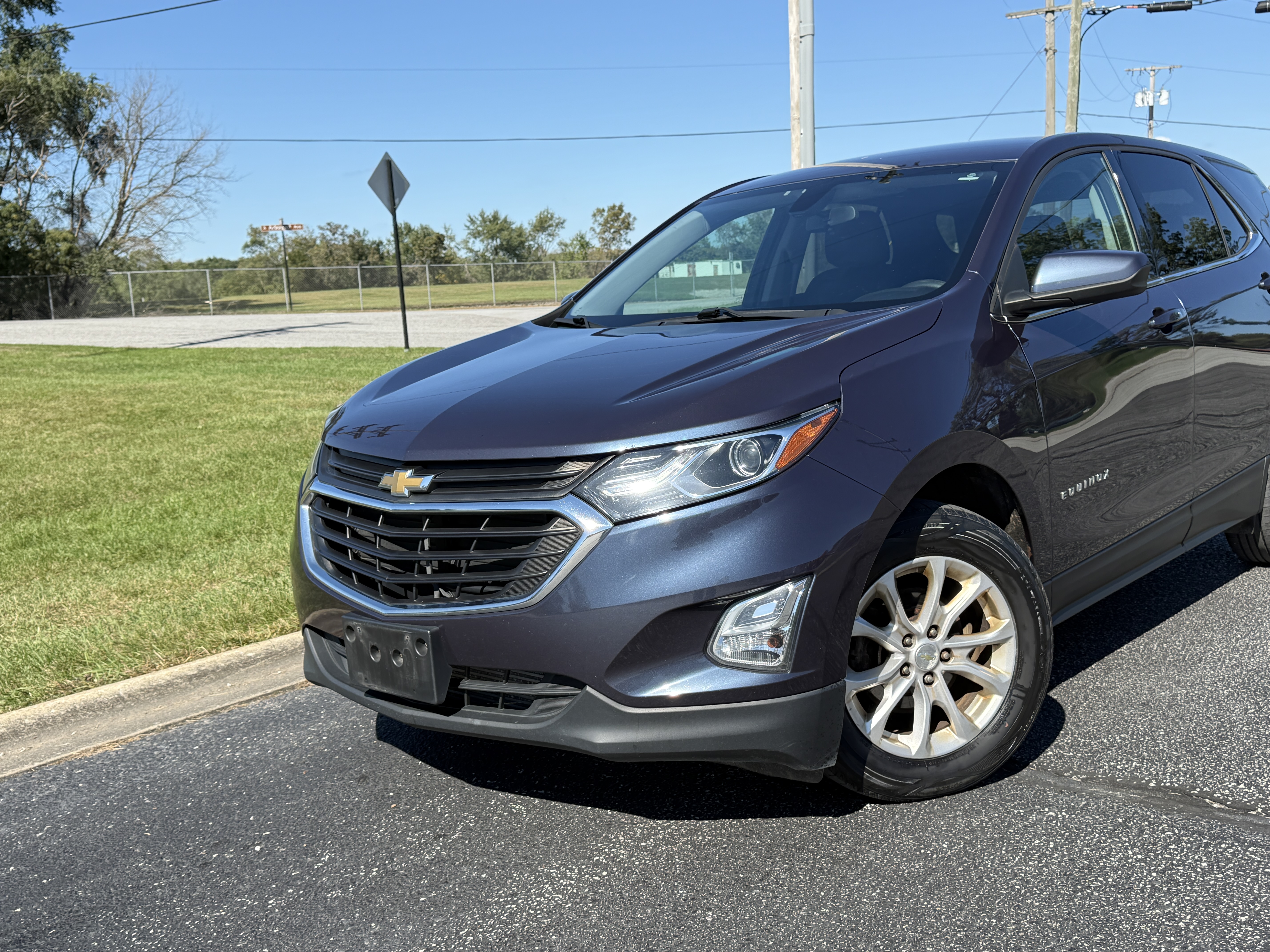 2018 Chevrolet Equinox LT — photo 1