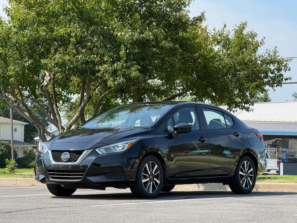 2021 Nissan Versa SV — photo 1