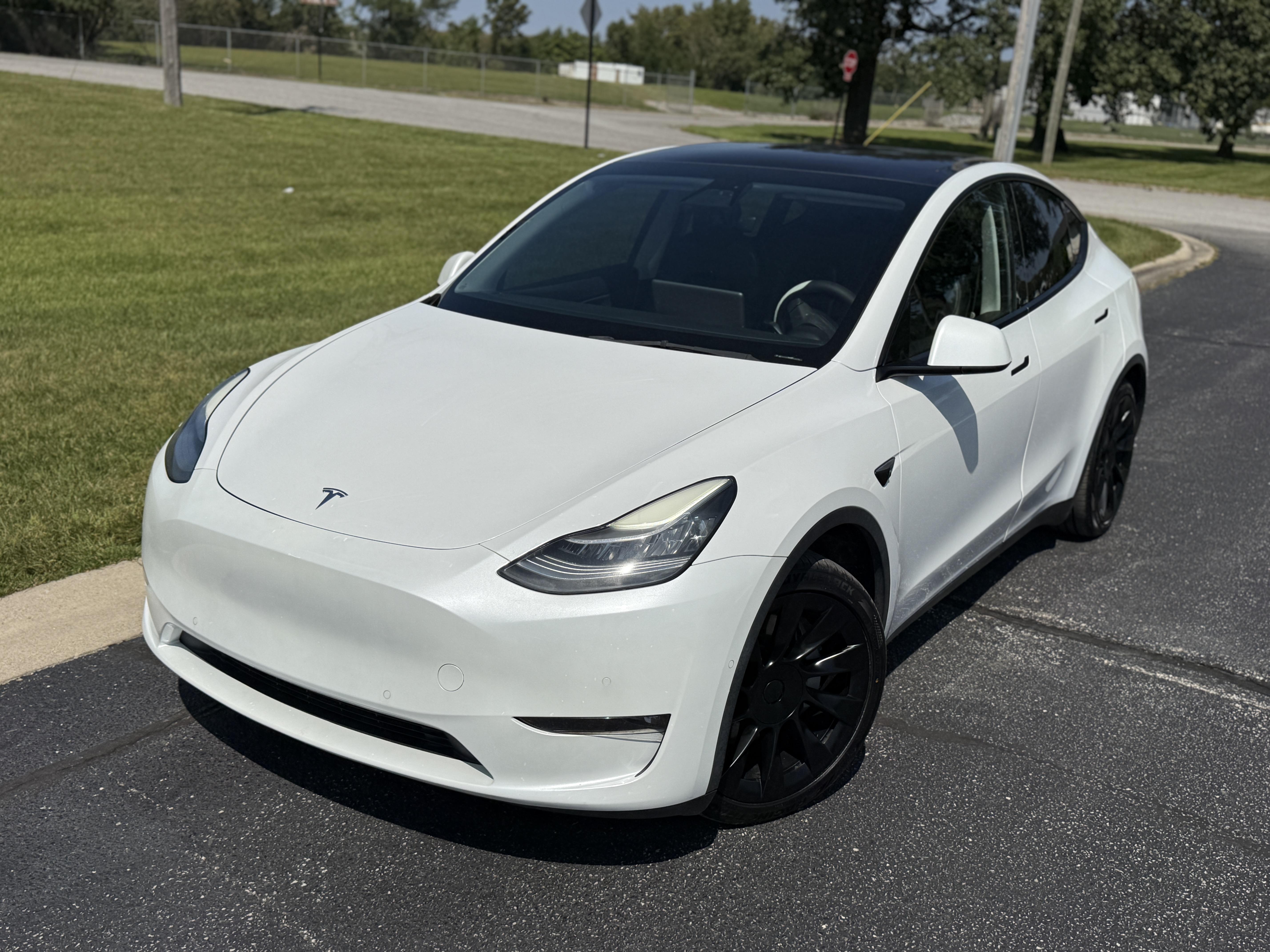 2021 Tesla Y Lr Long Range Dual Motor All-Wheel Drive — photo 1