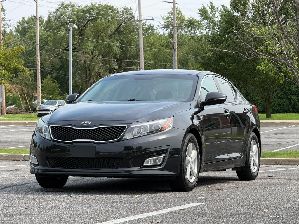 2015 Kia Optima GL - Middle-low — photo 1