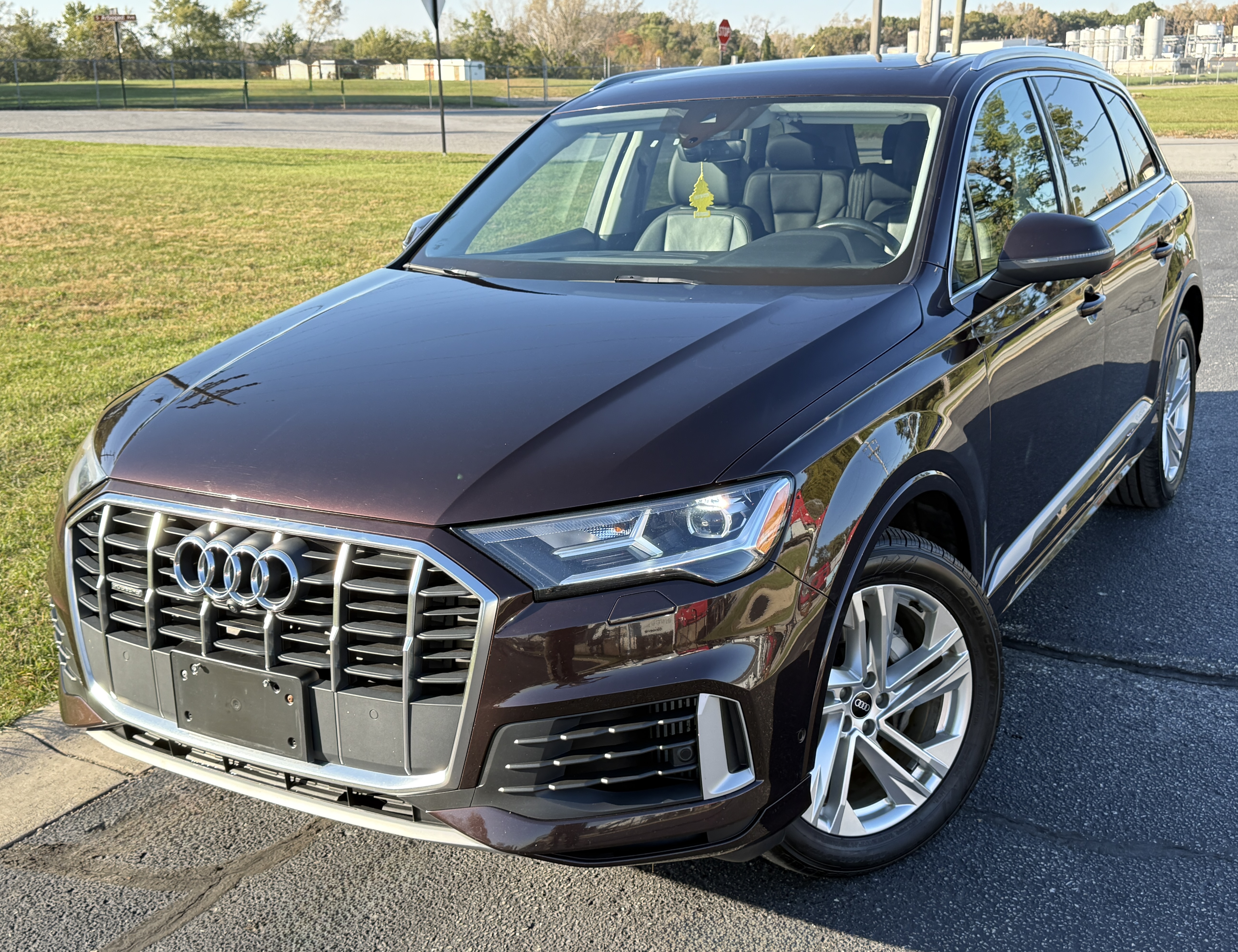2021 Audi Q7 55 Premium Plus — photo 1