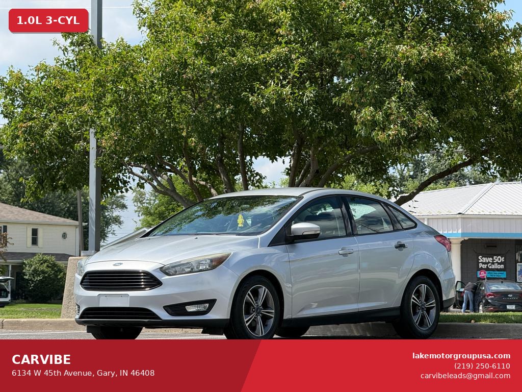 2017 Ford Focus SE — photo 1