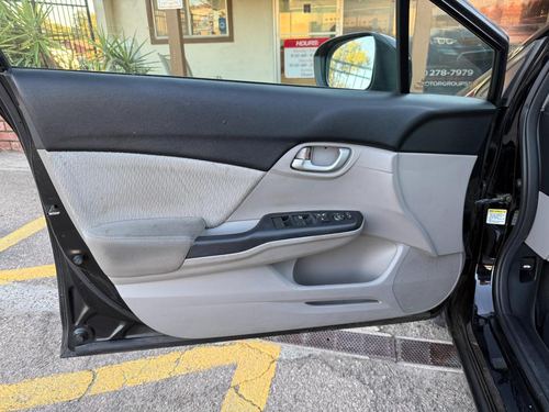 2014 Honda Civic LX — photo 17