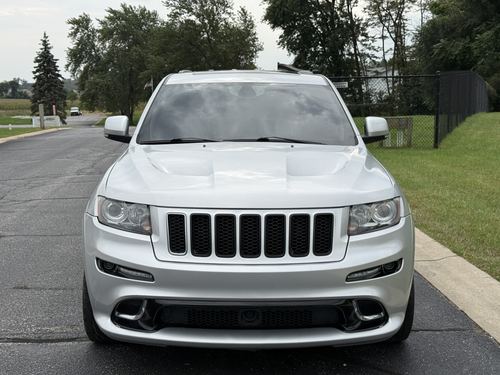 2012 Jeep Grand Cherokee Srt8 — photo 3