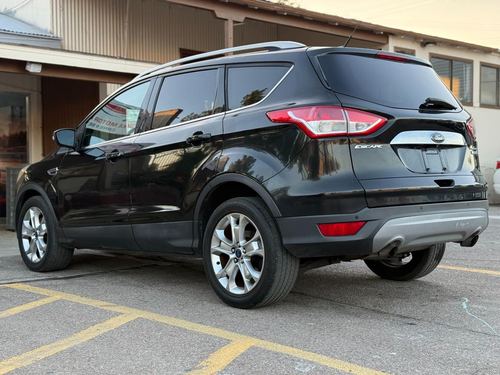 2015 Ford Escape Titanium — photo 11