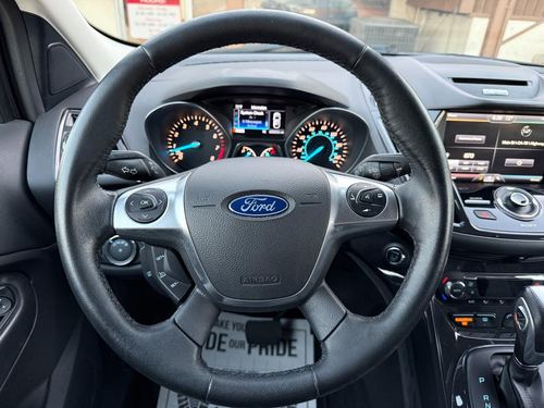 2015 Ford Escape Titanium — photo 18