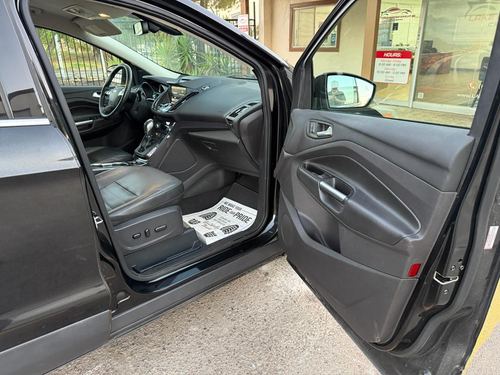 2015 Ford Escape Titanium — photo 43