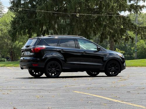 2019 Ford Escape SE — photo 12