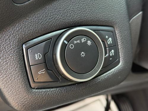 2019 Ford Escape SE — photo 32