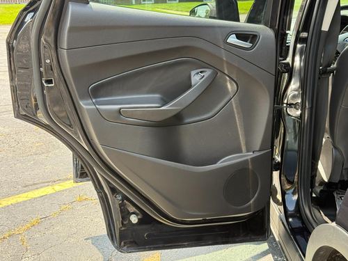 2019 Ford Escape SE — photo 30