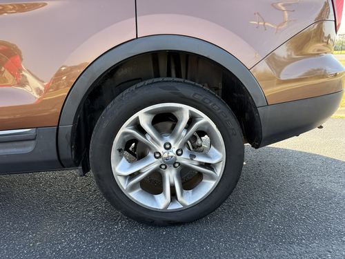 2011 Ford Explorer Limited — photo 8