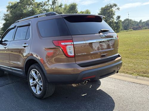 2011 Ford Explorer Limited — photo 11