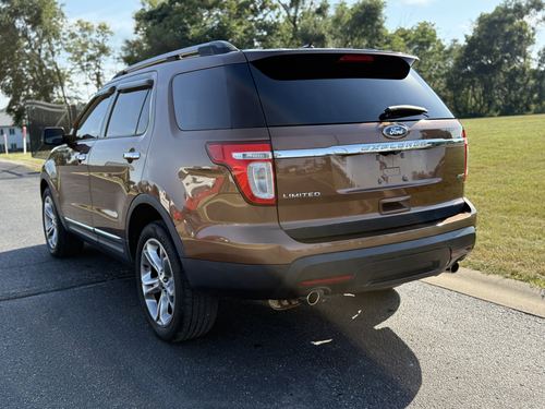 2011 Ford Explorer Limited — photo 12