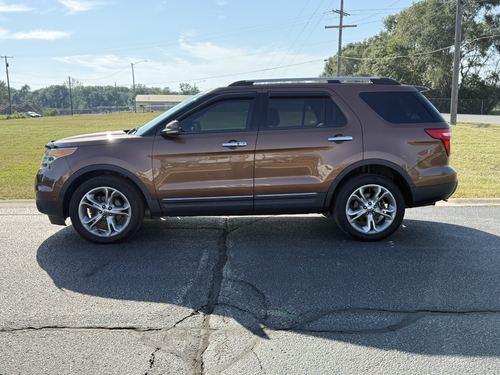 2011 Ford Explorer Limited — photo 15