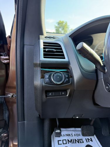 2011 Ford Explorer Limited — photo 25