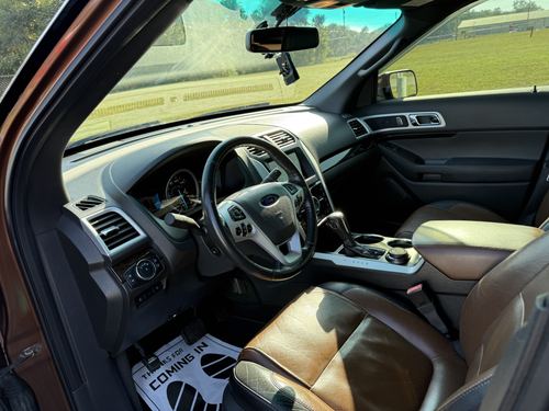2011 Ford Explorer Limited — photo 26