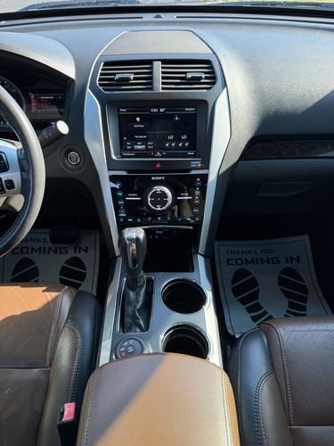 2011 Ford Explorer Limited — photo 33
