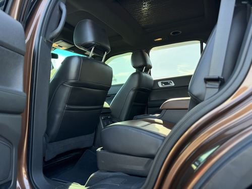 2011 Ford Explorer Limited — photo 39