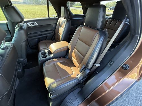 2011 Ford Explorer Limited — photo 40