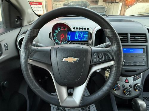 2016 Chevrolet Sonic LS — photo 15