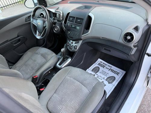 2016 Chevrolet Sonic LS — photo 18