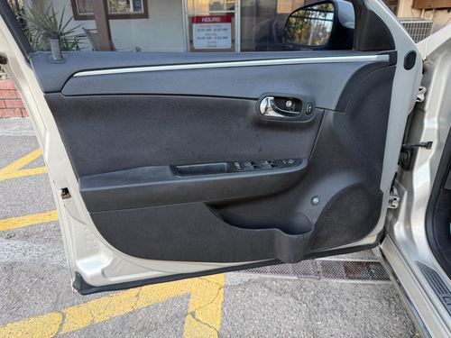 2011 Chevrolet Malibu 1LT — photo 27