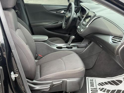 2020 Chevrolet Malibu LT — photo 18