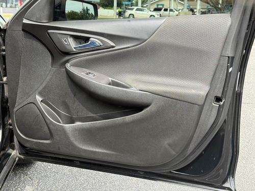 2020 Chevrolet Malibu LT — photo 28
