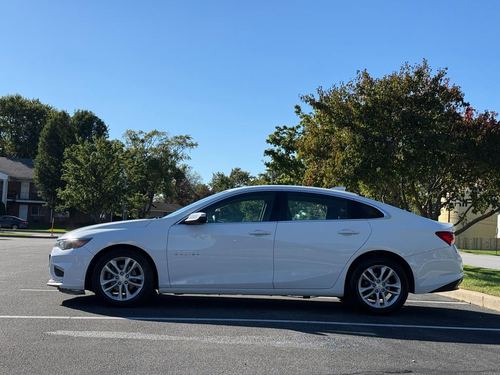 2017 Chevrolet Malibu 1LT — photo 7