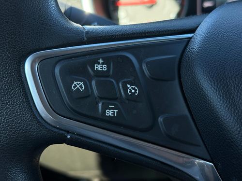 2017 Chevrolet Malibu 1LT — photo 34