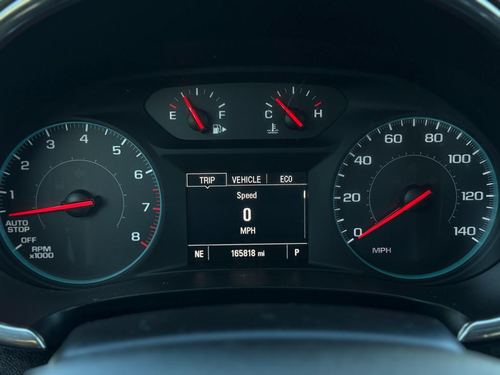 2017 Chevrolet Malibu 1LT — photo 24