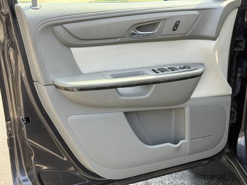 2015 GMC Acadia SLT-1 — photo 26