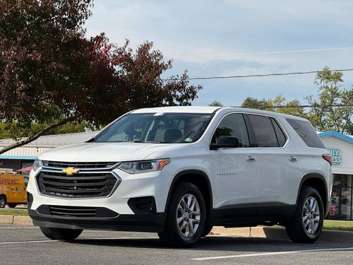 2018 Chevrolet Traverse LS — photo 5