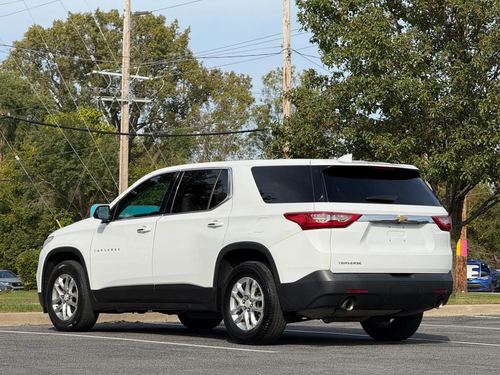 2018 Chevrolet Traverse LS — photo 10