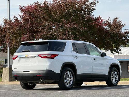 2018 Chevrolet Traverse LS — photo 13