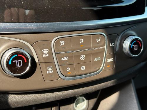 2018 Chevrolet Traverse LS — photo 21