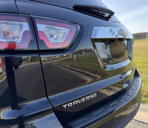 2017 Chevrolet Traverse 2LT — photo 11