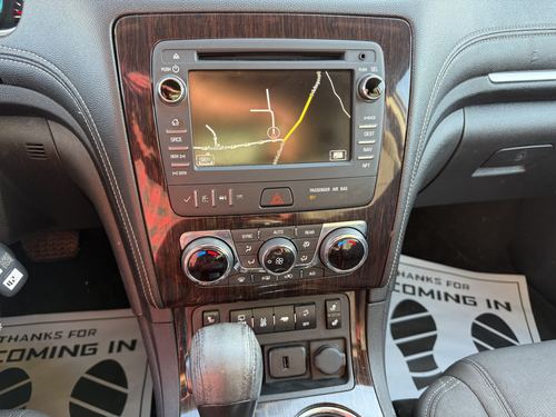 2017 Chevrolet Traverse 2LT — photo 19