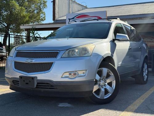 2011 Chevrolet Traverse LTZ — photo 3
