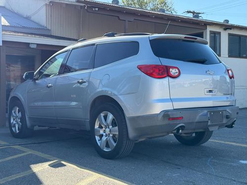 2011 Chevrolet Traverse LTZ — photo 7