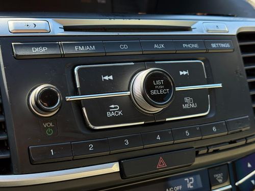 2017 Honda Accord LX — photo 26