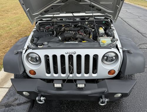 2009 Jeep Wrangler X — photo 28