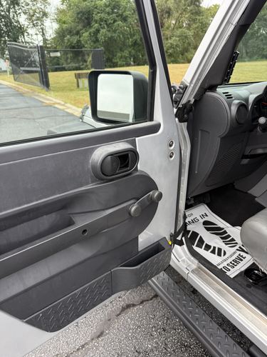 2009 Jeep Wrangler X — photo 26