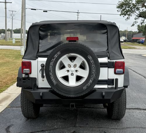 2009 Jeep Wrangler X — photo 11
