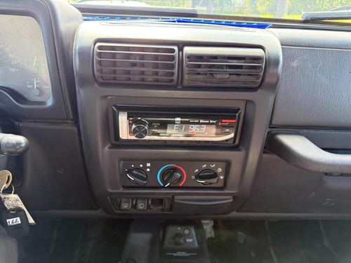2000 Jeep Wrangler SE — photo 21