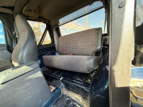 2000 Jeep Wrangler SE — photo 27