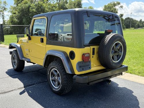 2004 Jeep Wrangler X — photo 4