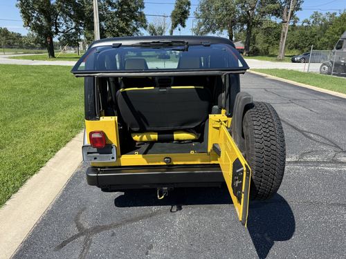 2004 Jeep Wrangler X — photo 26