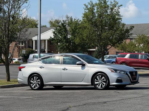 2020 Nissan Altima SR FWD — photo 5
