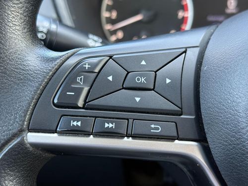 2020 Nissan Altima SR FWD — photo 16